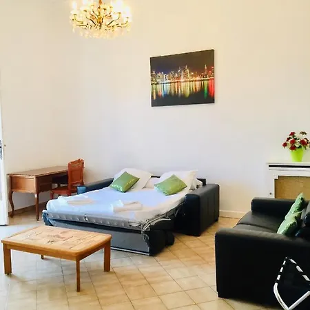 Winter Palace Apartment